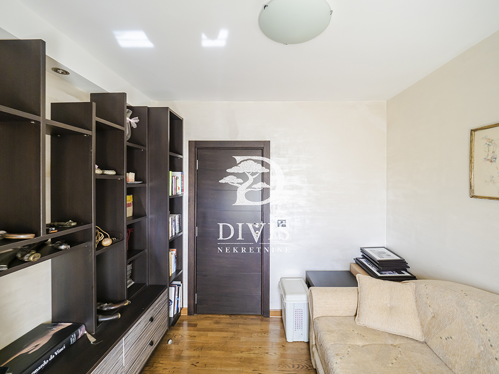 Slika 9 - Trgovačka, Trosoban stan na prodaju, 77m2, 230.000€